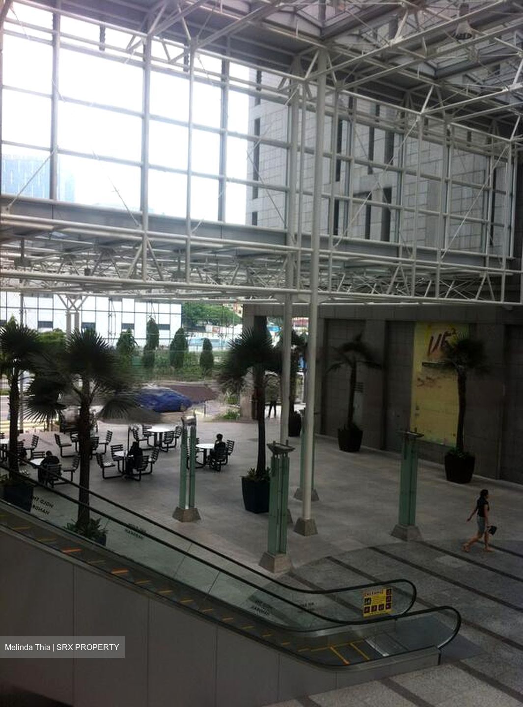 UE Square (D9), Office #615075971